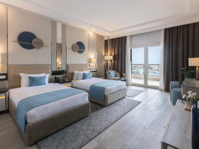 Deluxe Room Sea & Pool View